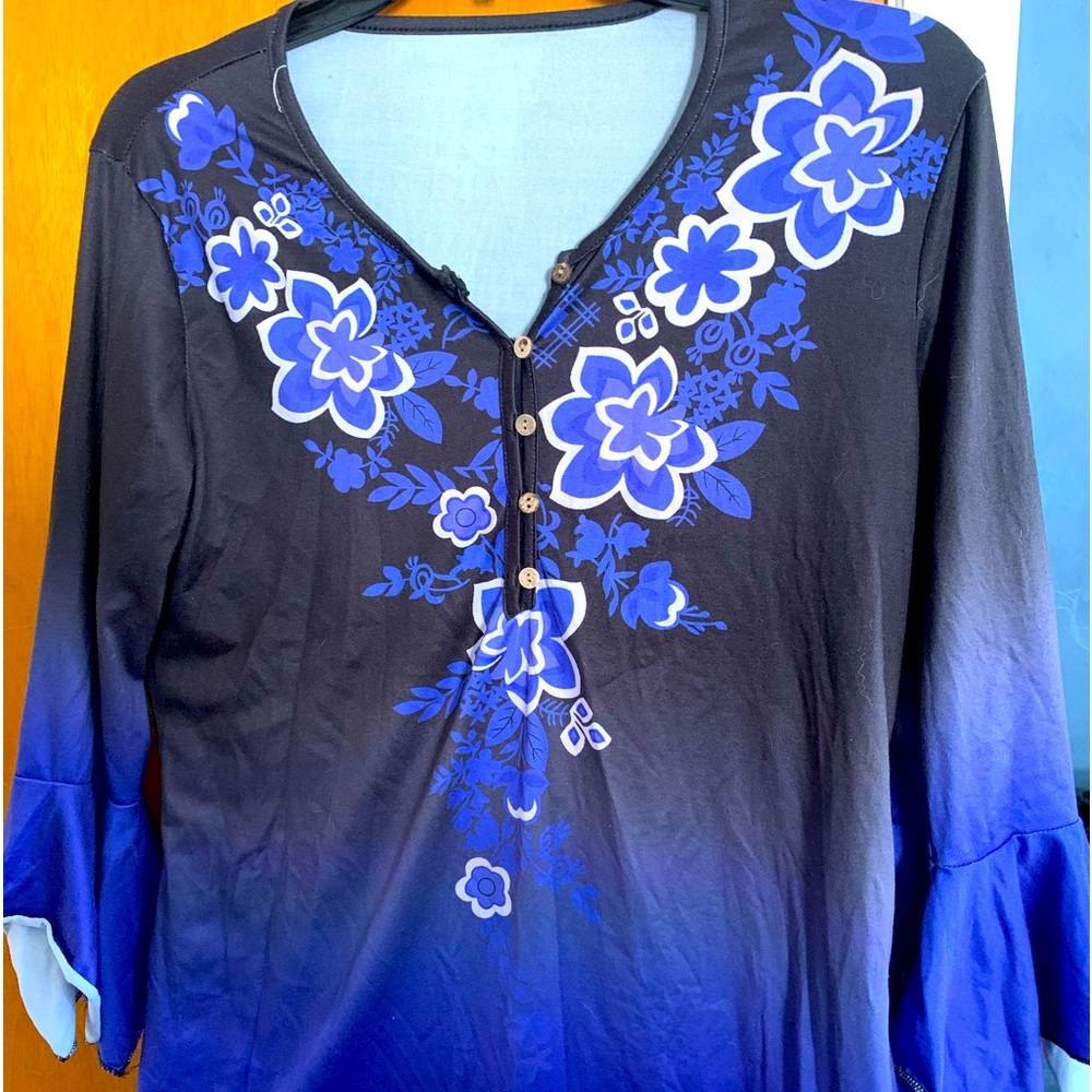 Emery Rose Asian Design Inspired Blouse (Blue/ Black) Med Flared Sleeves